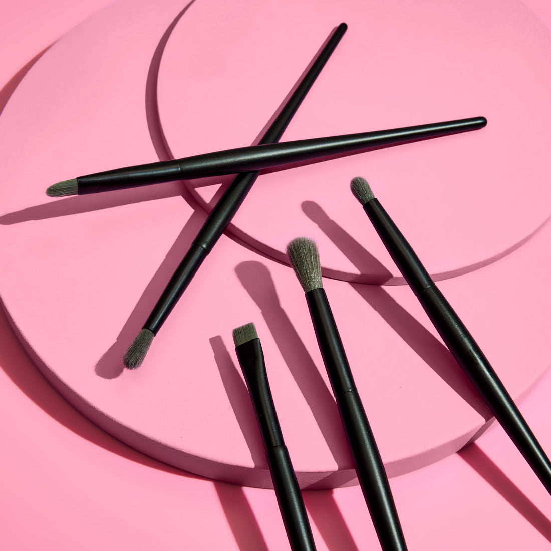 How to Clean Your Makeup Brushes (The Right Way)